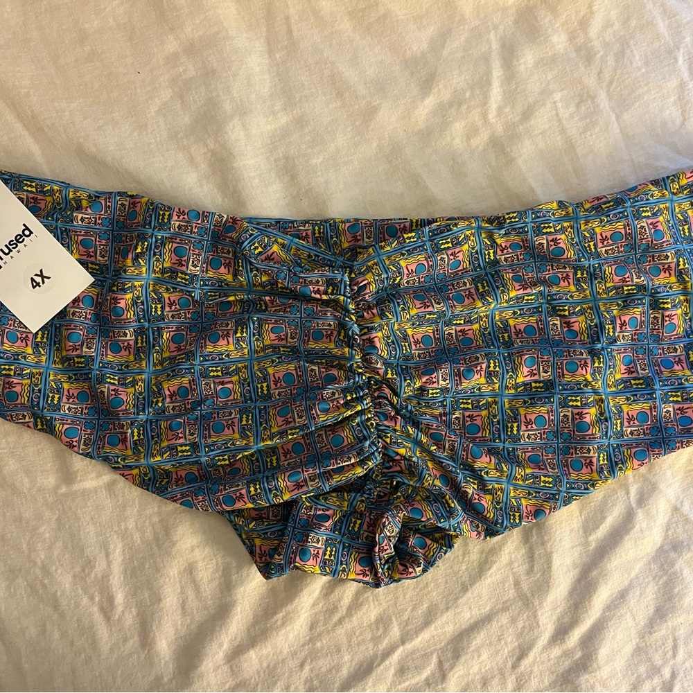 Fused Hawaii Kona bottoms 4x Hawaiian Mosaic